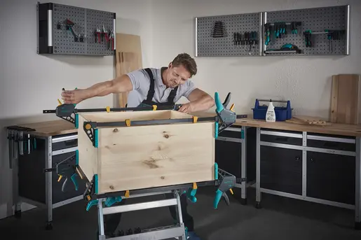 179327-3030000-pro-03