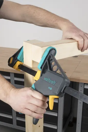 179340-3030000-pro-07