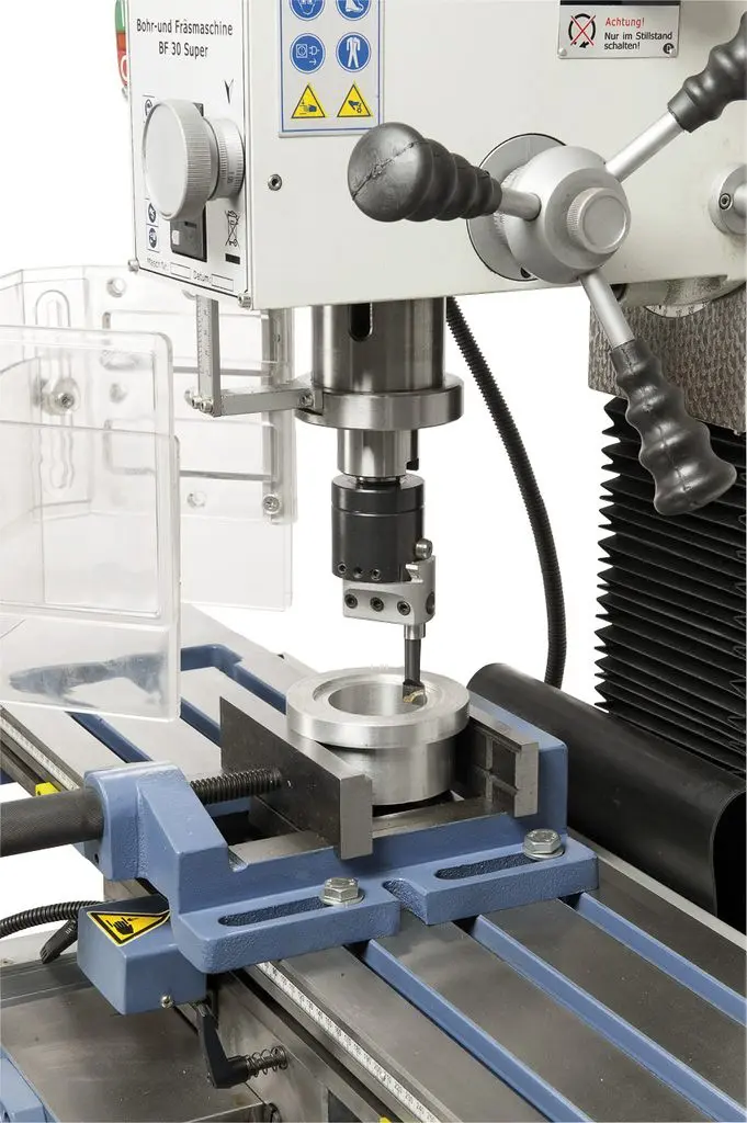 Vrtačko-frézka Bernardo BF 30 Super s posuvem stolu a digitál. odměřováním (BER021044C)