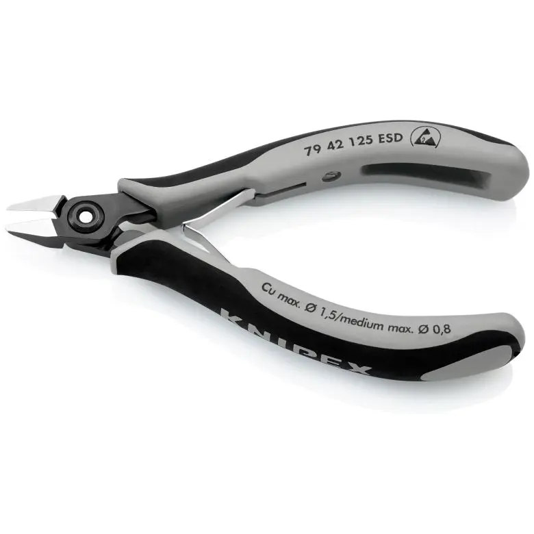 179729-knip-7942125esd-03