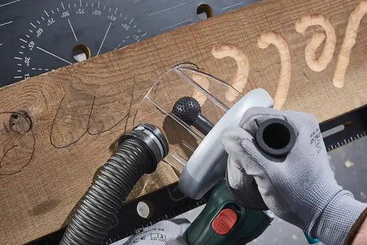 181940-4386000-pro-06