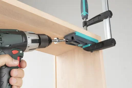 181989-4642000-pro-03