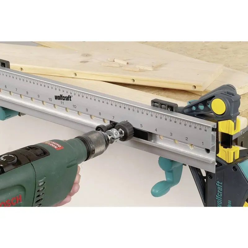 182003-wolf4650000-1