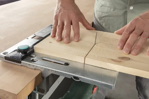 183541-6197000-pro-02