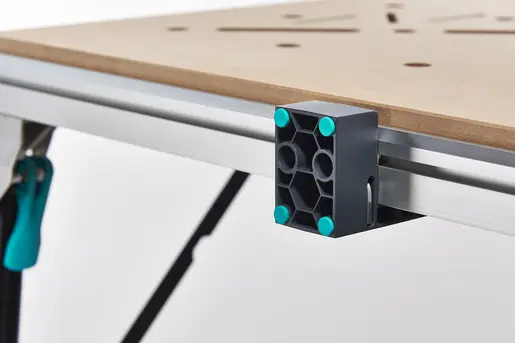 184635-6909000-pro-10