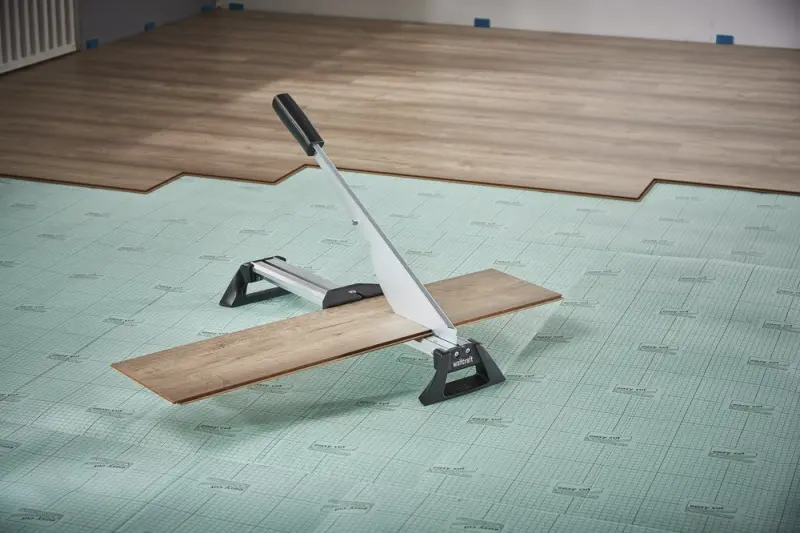 Páková řezačka laminátu Wolfcraft LC 600 (WOLF6937000)