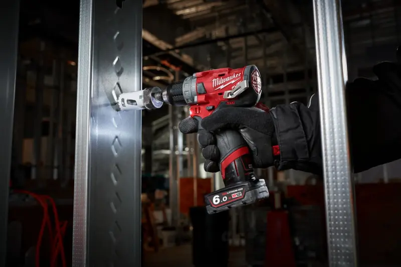 Aku kompaktní příklepová vrtačka Milwaukee M12 FPD-602X (6,0 Ah) (MI4933459806)