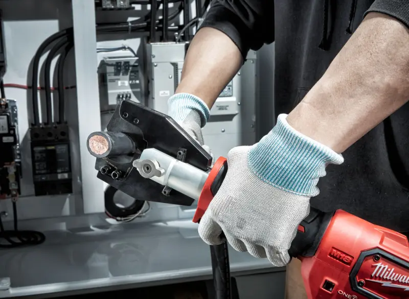 185156-4933464309-m18-onehcc-201c-fsw-set-app-1