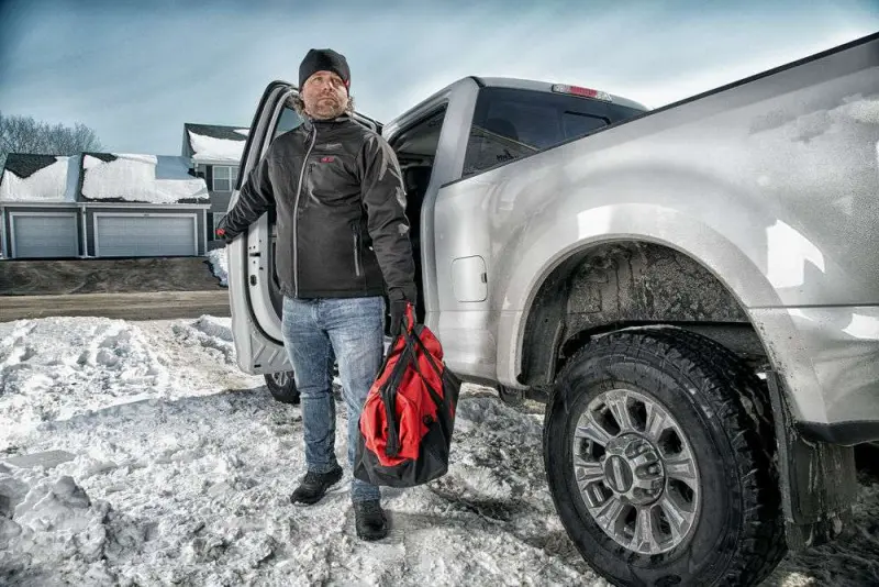 185197-aku-vyhrivana-bunda-milwaukee-m12-hjbl4-0-8