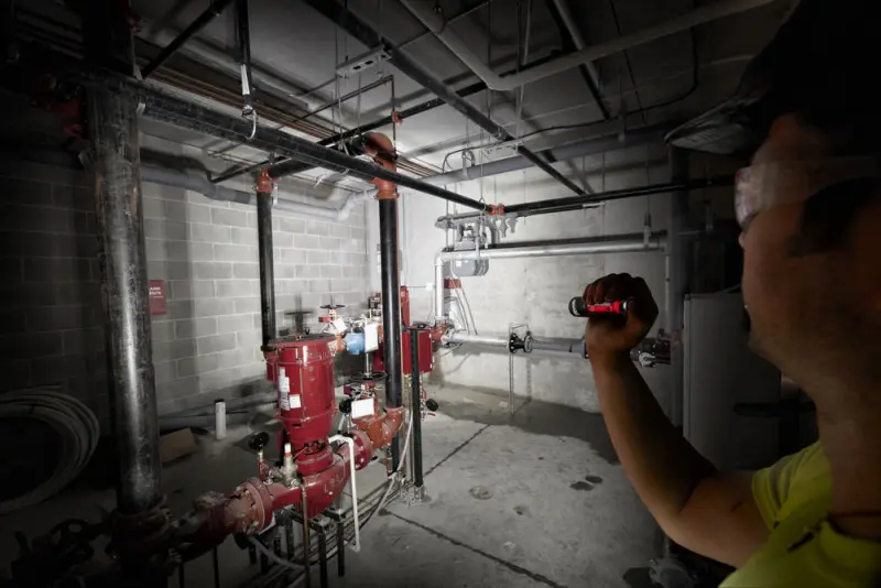 185909-4933464825-ml-led-app-4