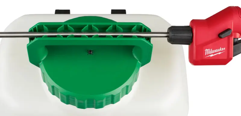 Nádrž 15 l na chemikálie Milwaukee M18 BPFP-CST, pro Aku postřikovač SWITCH TANK, 4933464964 (MI4933464964)