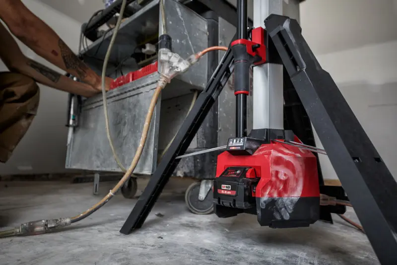 187595-4933478116-m18-hosalc-0-app-3