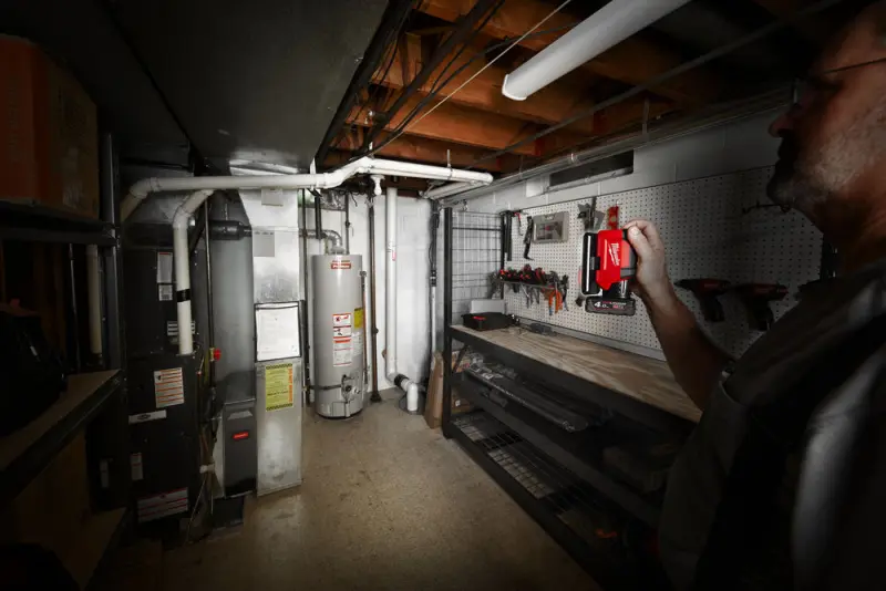 187844-4933478226-m12-pal-0-app-1