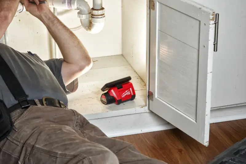 187844-4933478226-m12-pal-0-app-8