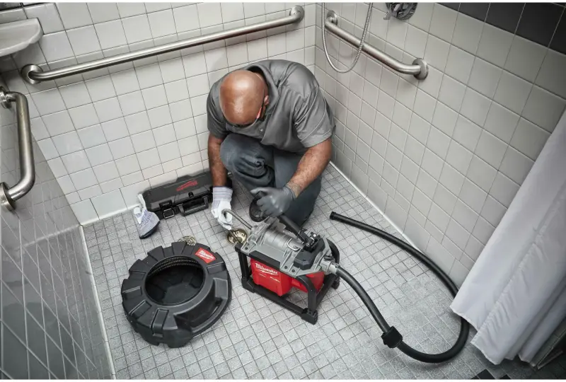 188148-aku-kompaktni-sekcni-cisticka-potrubi-milwaukee-m18-fcssm-121-4933499308-8