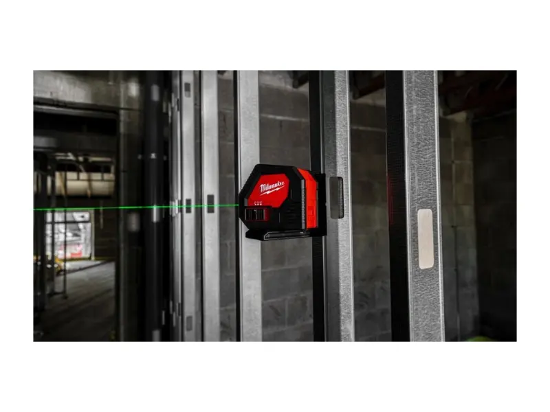 188626-3321-4-milwaukee-cll-c-zeleny-krizovy-laser-na-alkalicke-baterie-4933478753-detail2