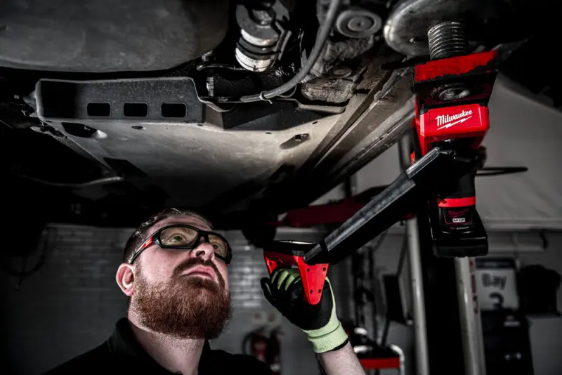 188876-4933478868-m12-ucl-0-app-2