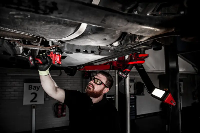 188876-4933478868-m12-ucl-0-app-4