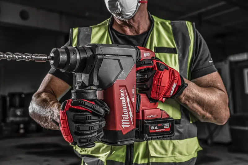 188888-4933478884-m18-onefhp-0x-app-3