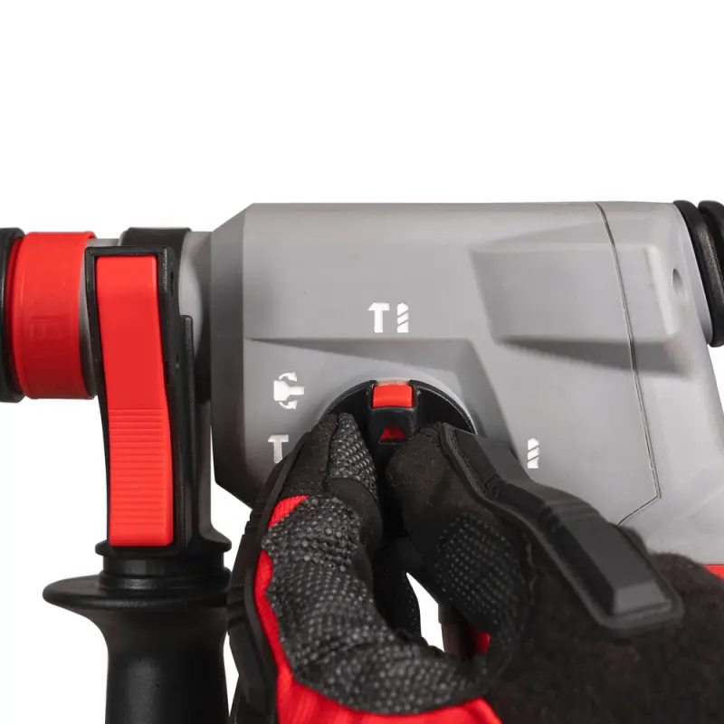 188936-4933478892-m18-blhx-502x-feat-02