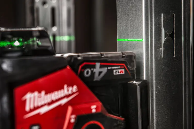 188949-4933478960-m12-3pl-401c-feat-5