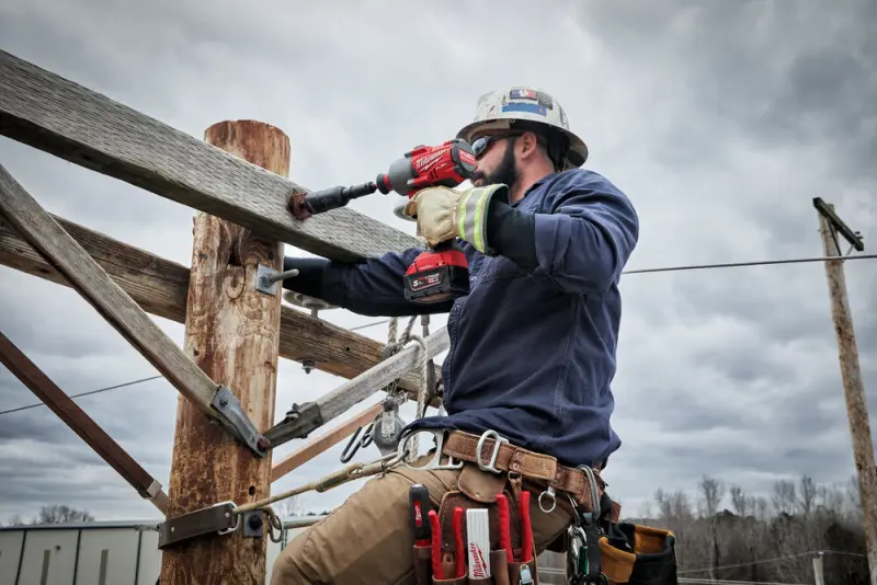 189125-4933479152-m18-onefhiwh716-0x-app-7