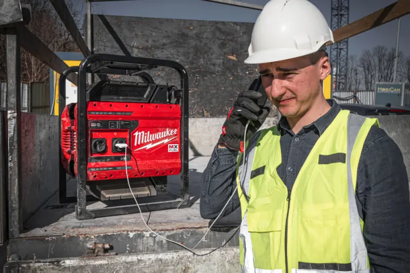 189209-4933479266-mxf-ps-602-app-58