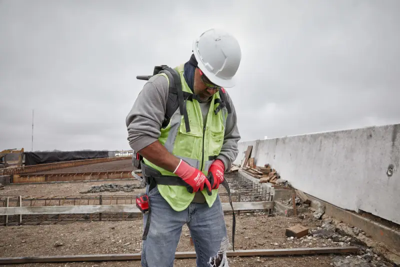 Aku ponorný vibrátor do betonu Milwaukee MX FUEL MXF CVBP-0, bez Aku, bez kabelu a hlavy, 4933479595 (MIMX4933479595)