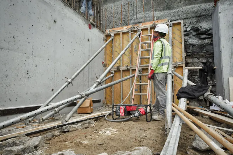 Aku ponorný vibrátor do betonu Milwaukee MX FUEL MXF CVBP-0, bez Aku, bez kabelu a hlavy, 4933479595 (MIMX4933479595)