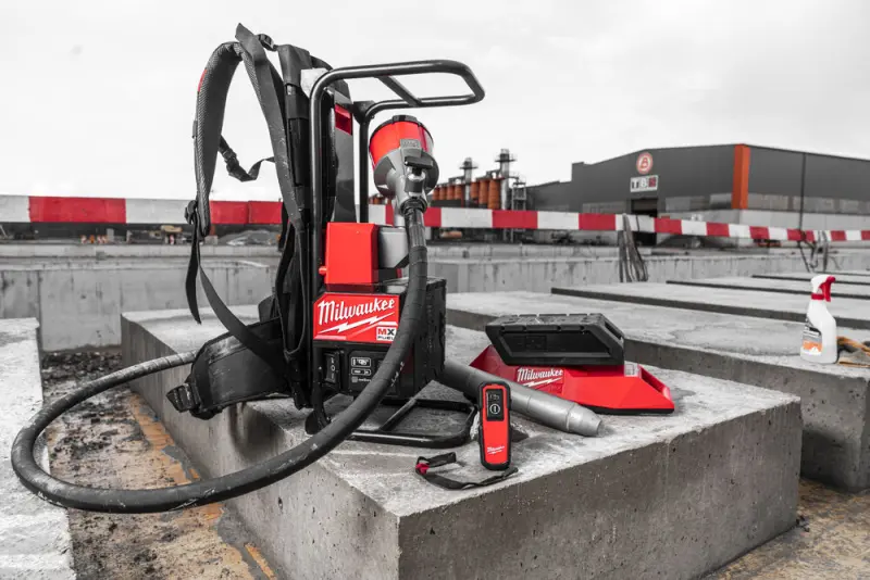 Aku ponorný vibrátor do betonu Milwaukee MX FUEL MXF CVBP-0, bez Aku, bez kabelu a hlavy, 4933479595 (MIMX4933479595)