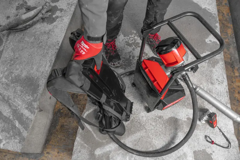 Aku ponorný vibrátor do betonu Milwaukee MX FUEL MXF CVBP-0, bez Aku, bez kabelu a hlavy, 4933479595 (MIMX4933479595)