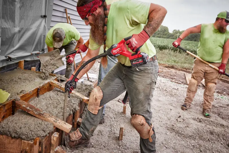 189527-4933479597-m18-fcvn12-551-app-3