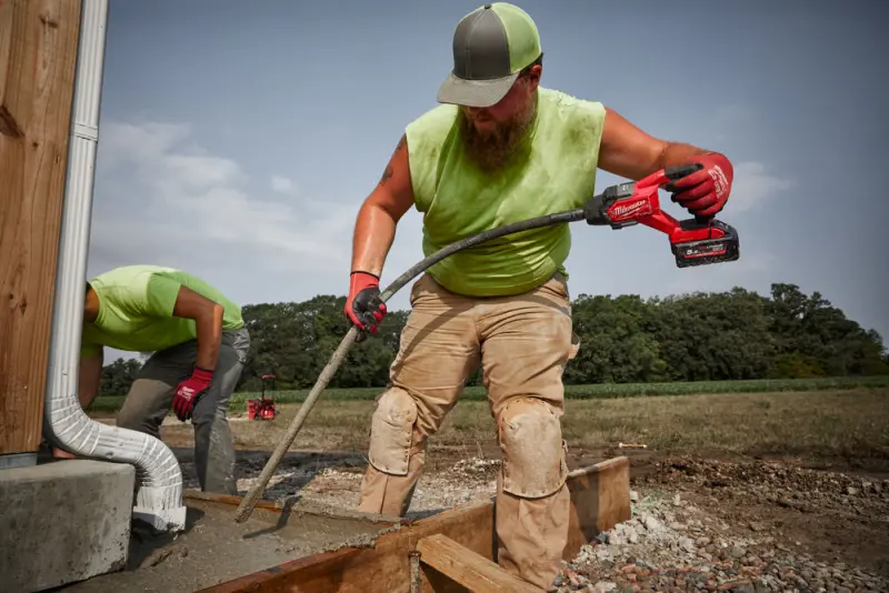 189527-4933479597-m18-fcvn12-551-app-5