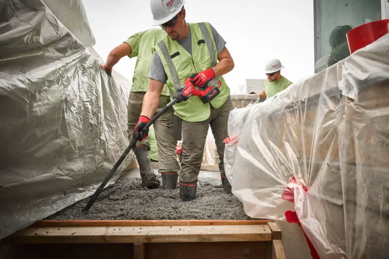 189527-4933479597-m18-fcvn12-551-app-9