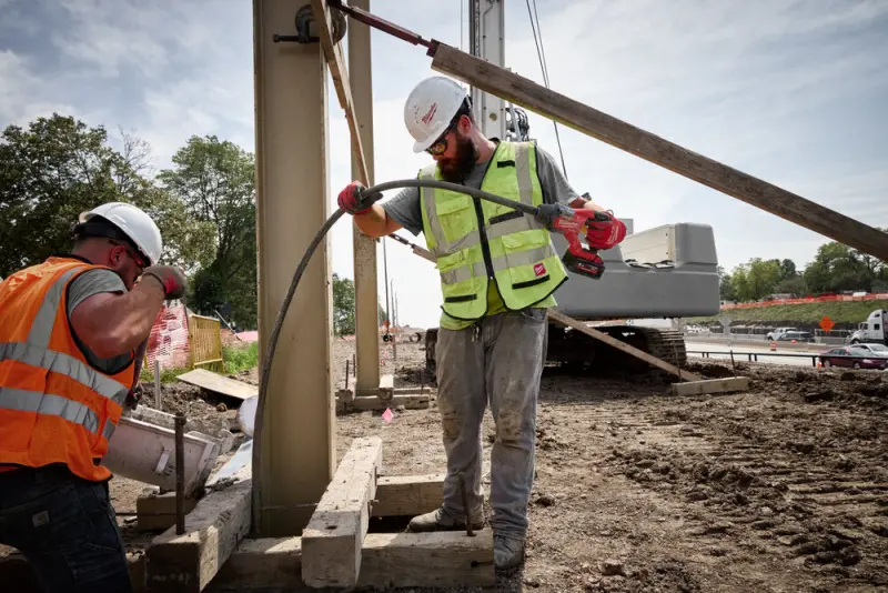 189543-4933479600-m18-fcvn24-551-app-8