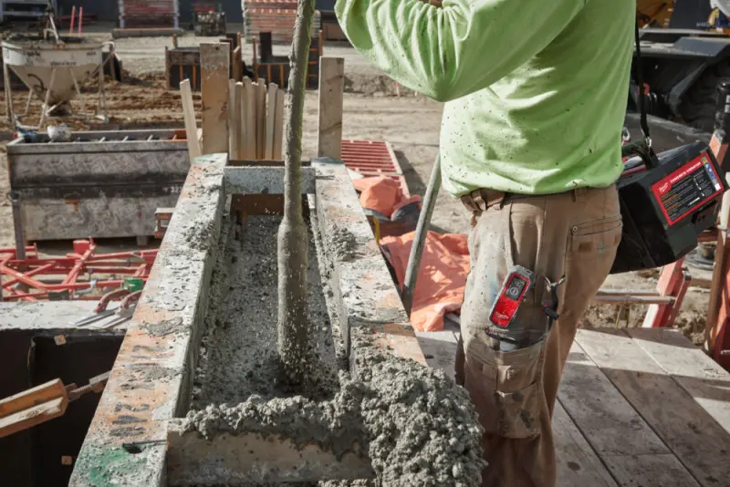 Aku ponorný vibrátor do betonu Milwaukee MX FUEL MXF CVBC-0, ONE-KEY, bez Aku, bez kabelu a hlavy, 4933479607 (MIMX4933479607)