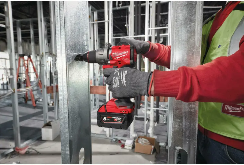 189856-aku-vrtaci-sroubovak-milwaukee-m18-fdd3-402c-vrtacka-2x-aku-m18-b4-nabijecka-m12-18-c-kufr-49