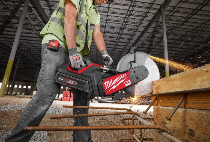 190089-4933480480-02