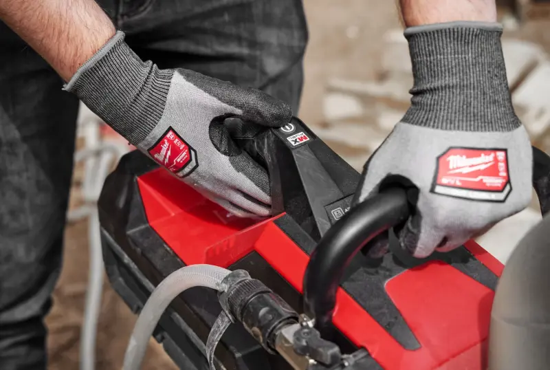 190089-4933480480-04