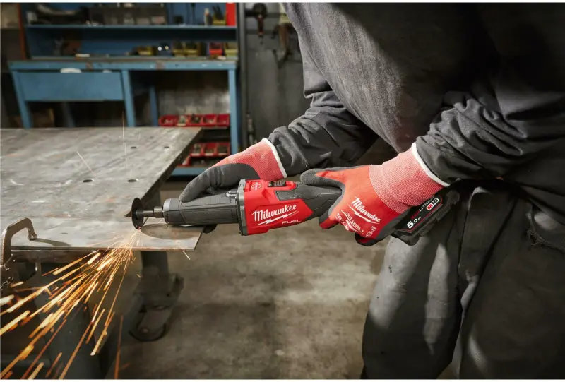 Aku přímá bruska Milwaukee M18 FDGRB-0X, pro stopkové nástroje 6 a 8 mm, bez Aku, 4933480953 (MI4933480953)