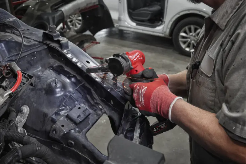 190297-4933480958-m12-fbfl10-0-app-1