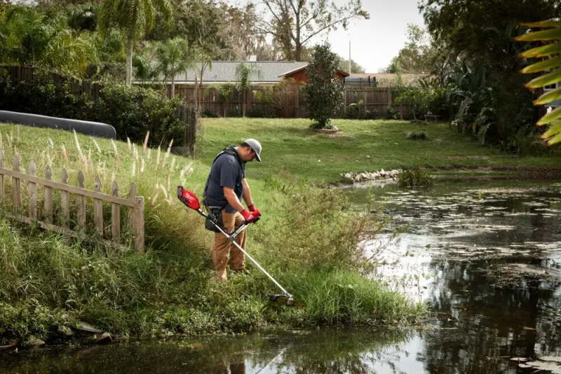 190472-podkaszarka-akumulatorowa-23-cm-m18-fbcu-0-milwaukee-nr-kat-4933492297-18810-large-13