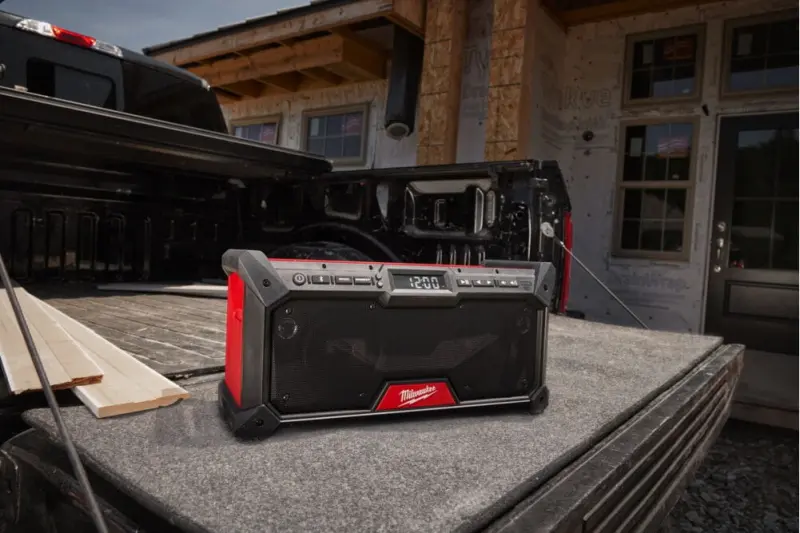 Aku stavební rádio Milwaukee M18 RADDAB+G2-0, DAB+/FM/AM tuner, Bluetooth, nabíječka USB-C, bez Aku, 4933492344 (MI4933492344)