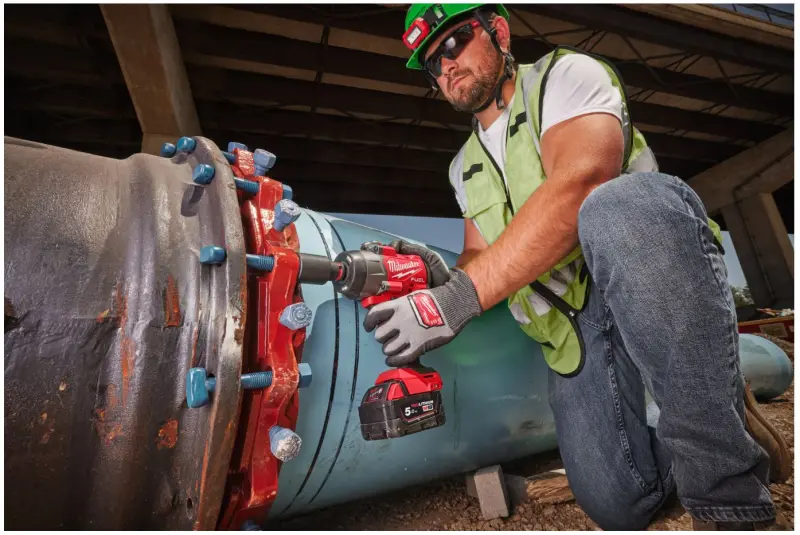 Aku 1/2" rázový utahovák Milwaukee M18 FHIW2P12-502X, 1220 Nm, 2x aku M18 B5 + M12-18 FC, 4933492786 (MI4933492786)