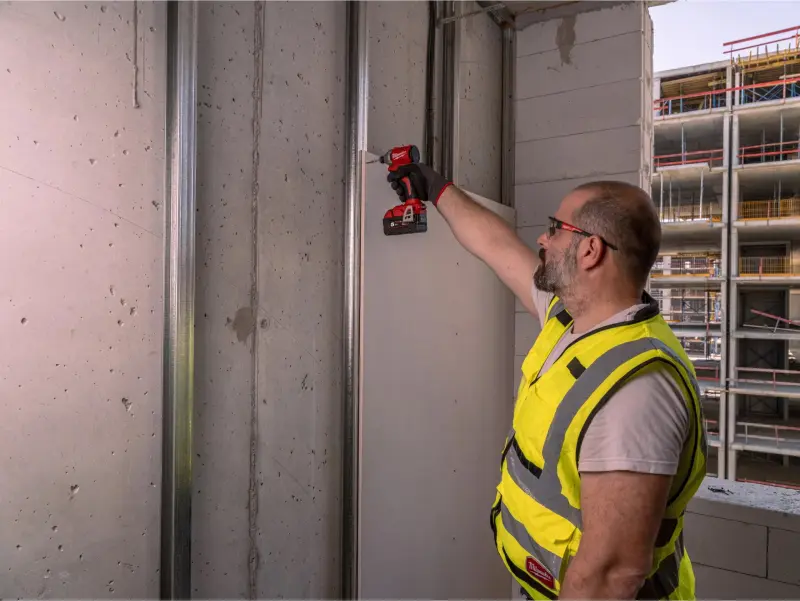 Aku 1/4" HEX rázový šroubovák/utahovák Milwaukee M18 BLIDRC-0, 190 Nm, bez aku, 4933492839 (MI4933492839)