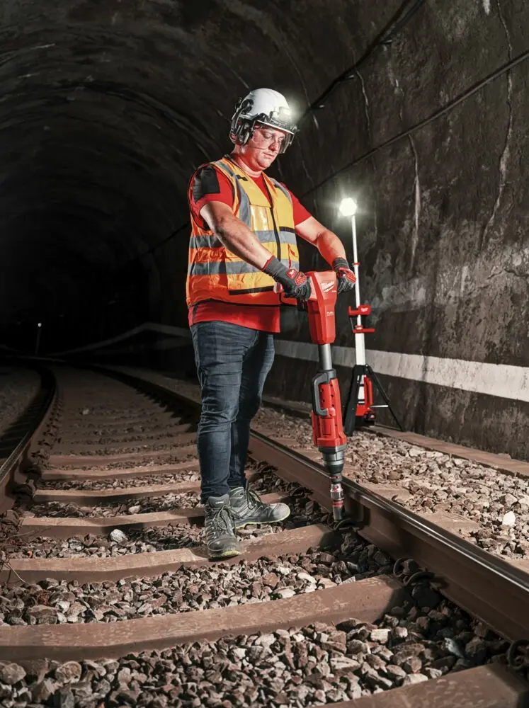 Železniční aku rázový utahovák Milwaukee M18 FHIWF1R-0C s pojistným kroužkem (Bez aku) (MI4933493140)