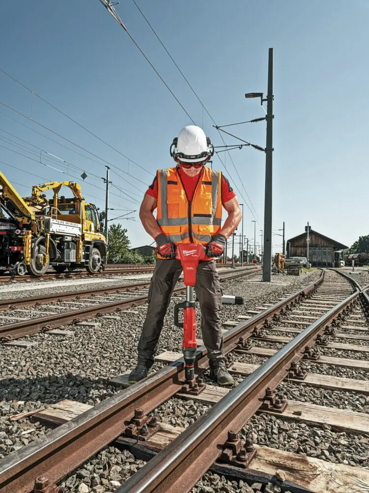 Železniční aku rázový utahovák Milwaukee M18 FHIWF1R-0C s pojistným kroužkem (Bez aku) (MI4933493140)