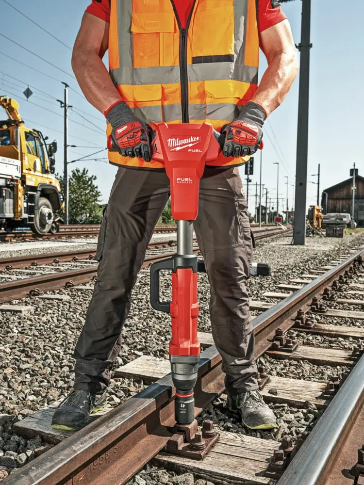 Železniční aku rázový utahovák Milwaukee M18 FHIWF1R-0C s pojistným kroužkem (Bez aku) (MI4933493140)