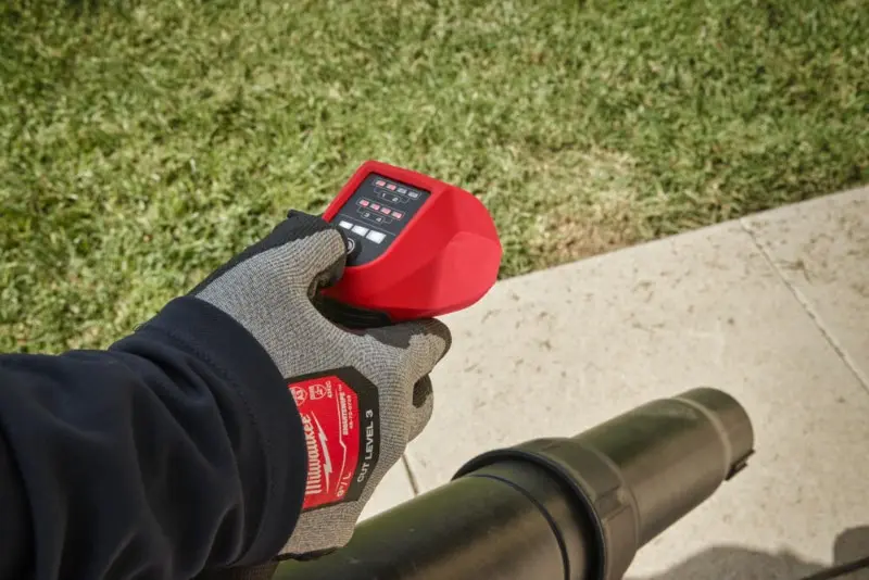 Aku fukar Milwaukee M18 F2BPB-124, fukar k zavěšní na záda, 4x Aku M18 HB12 + nabíječka M18 PC6, 4933493213 (MI4933493213)