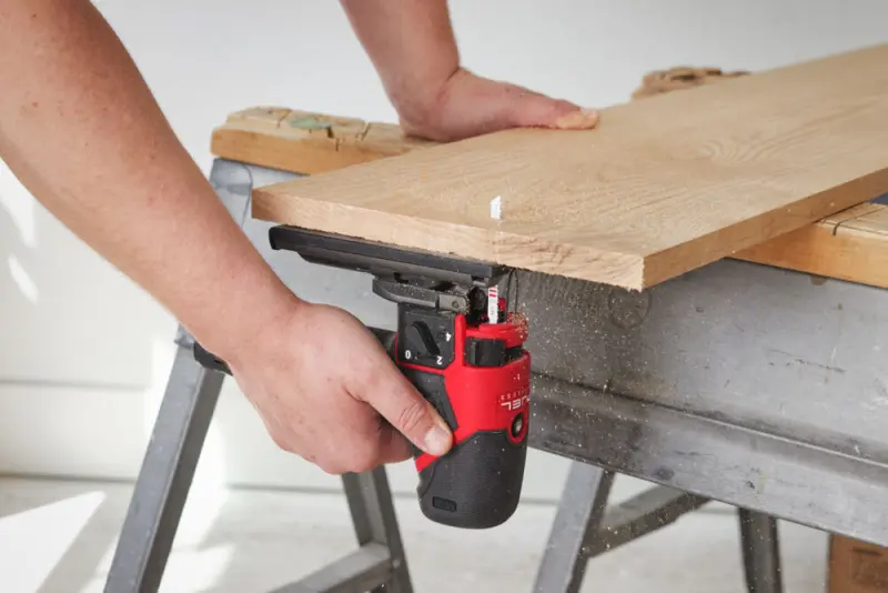 191364-4933493348-m12-fjs-422x-app-6